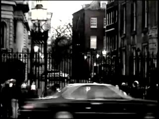 Sex Around The World - England - Cena4 - 6