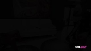 Rae West In A Catwoman Parody - Szene2 - 1
