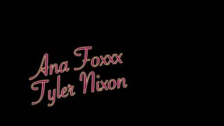 Fan Favorite: Ana Foxxx - Escena2 - 1