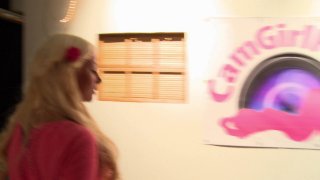 CamGirl Farm Pt. 1: Julie Hunter Rising Star - Escena3 - 1