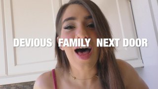 Devious Family Next Door - Scène1 - 1