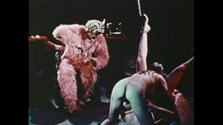 Hotter Than Hell - Cena2 - 1