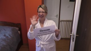 International Globe Twatters 3 - Scena3 - 1
