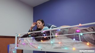 Dare Dorm #39 - Szene2 - 1