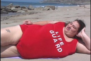 Fat Beach Patrol - Cena1 - 2