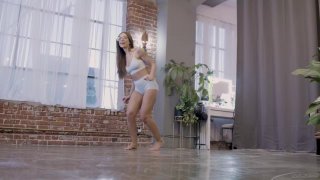 The frisky one - Scène1 - 2