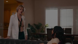 Her Breast Interest - Cena2 - 1