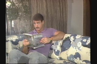 E. Three : The Extra Testicle - Cena1 - 3