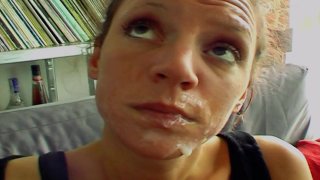 Falsche Titten - Scene5 - 6