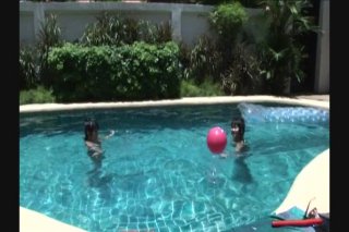 Asian Muff Divers - Scena4 - 1