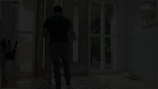 Sibling Secrets 13 - Scène3 - 6