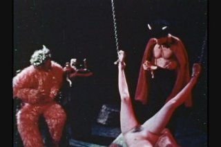 Hotter Than Hell Four-Film Collection - Scène1 - 4