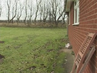 Britain&#39;s Bored Housewives 2 - Scène1 - 1