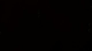 Strip &amp; Blow 3 - Scene7 - 1
