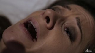 Little Red: A Lesbian Fairy Tale - Scène1 - 2