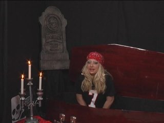 Lizzy Borden Goes To Jail - Escena5 - 1