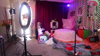Ink Motel Vol. 5.5: A Little Something Extra - Scena1 - 1
