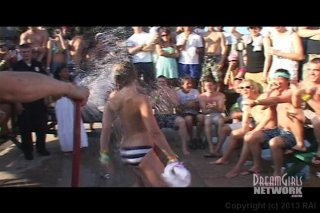 Hot, Tan And Horny - Cena1 - 5