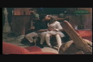 Hollywood Orgies: Mimi Miyagi - Scena1 - 2