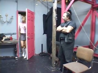 English Spanking #102 - Escena1 - 1