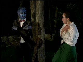 The Sexy Adventures of Van Helsing - Scène2 - 3