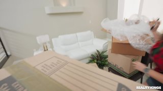 Petite Pussy 5 - Scena1 - 1