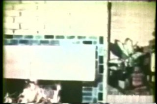 Black Bra Busters in the 70&#39;s - Escena1 - 1