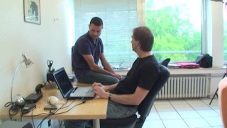 Vollgewichste Goren-Schnuten - Escena2 - 1