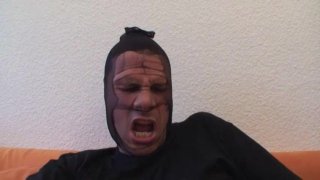 Vollgewichste Goren-Schnuten - Escena2 - 6