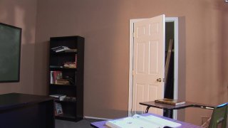 Hot For Teacher #4 - Escena3 - 6