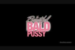 Beautiful Bald Pussy, The - Escena1 - 1