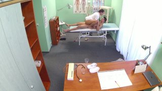 Nurses Taking Charge - Cena2 - 3