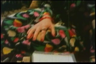 Top Heavy Redhead - Escena1 - 5