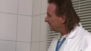 Sprechstunde Frauenarzt 7 - Scena2 - 6