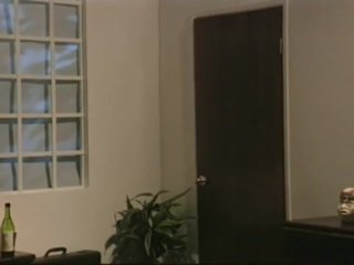 Any Time Any Place - Escena9 - 1
