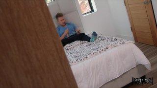 Stretching My Girlfriend&#39;s Pussy 35 - Scena3 - 2
