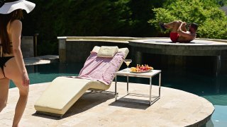 Sensual Wet Pool - Scène2 - 1