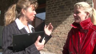 Petra Wegat- Raus aus den Klamotten 2 - Scene3 - 1