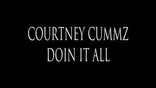 Courtney Cummz Doin It All - Escena1 - 1