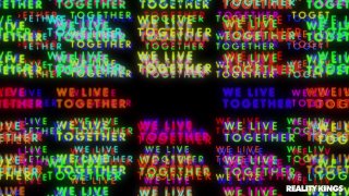 We Live Together Season 1 - Escena4 - 1