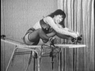 In Bed With Betty Page - Scena5 - 1