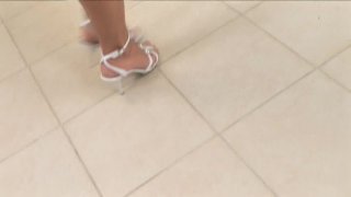 Carpet Munching College Girls - Escena1 - 1
