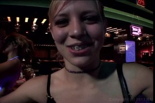 Shane&#39;s World 35: Swingers - Cena3 - 4
