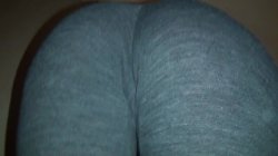 'Lesbian threesome with a strap-on' screenshot nº 41