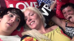 'Lesbian threesome with a strap-on' screenshot nº 79