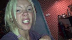 'Lesbian threesome with a strap-on' screenshot nº 9