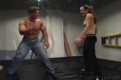 Captura de 'Wrestling for Anal' nº 14