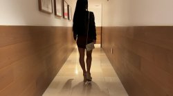 'Hot MILF Fucked In Miami' screenshot nº 4