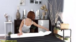 Captura de 'Leo Ahsoka Skinny Teen Anal Massage' nº 4