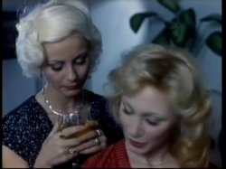 Captura de 'Gorgeous Blondes From The Golden Age Of Porn Vol. 2' nº 19